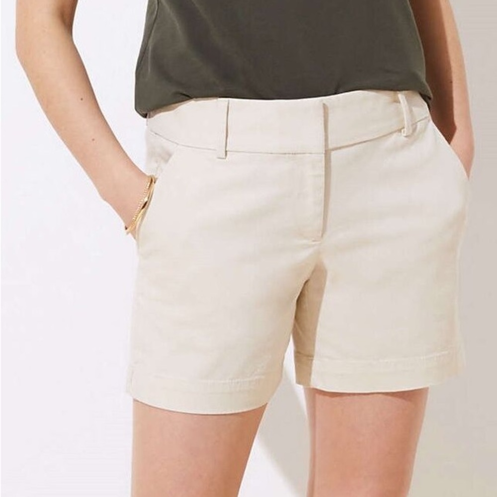 Loft Riviera Shorts in Light Khaki